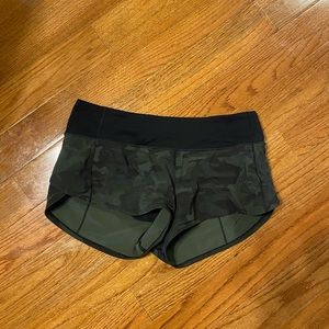 Lululemon speed up short